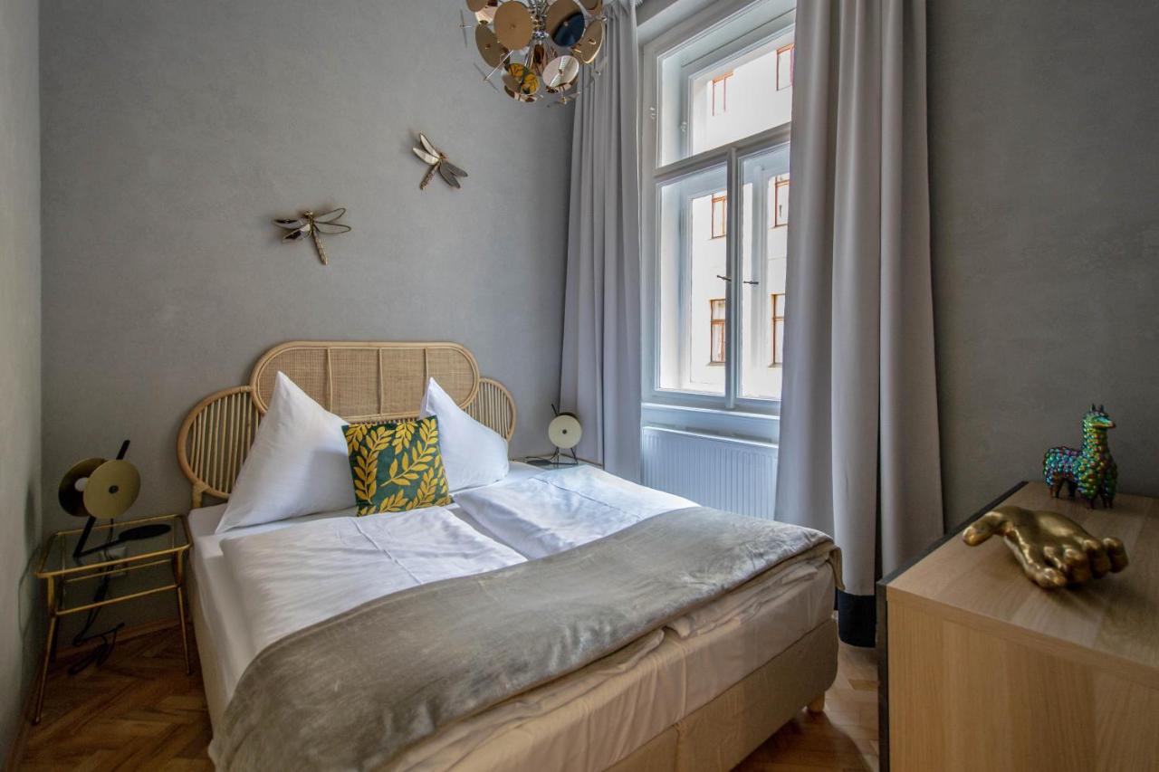 3Bdr Oasis In The Heart Of Prague Apartment Ngoại thất bức ảnh